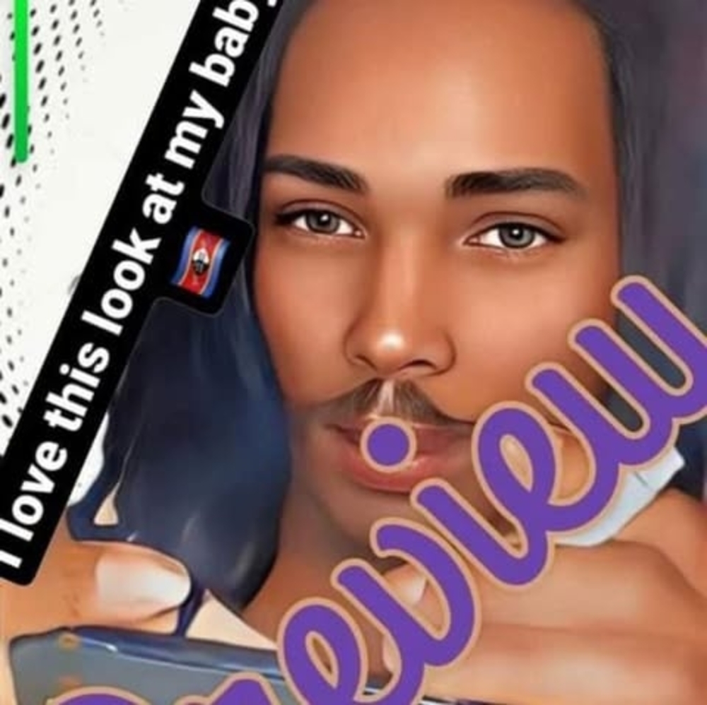 Meet your Posher, Simona